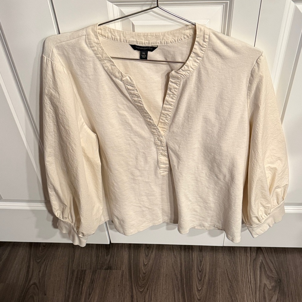 Banana Republic Off-White Women's Blouse